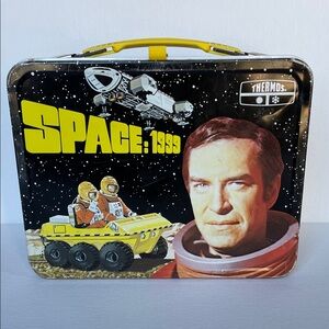 Thermos - Space: 1999 Lunchbox